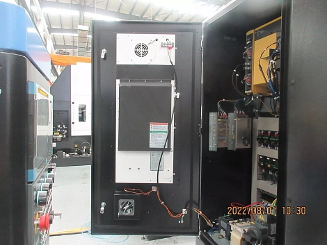 Вертикально - фрезерный обрабатывающий центр с ЧПУ VM1150S, NEWAY, Китай
